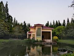-上海怡沁园度假酒店
