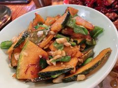 -柴窝堡22号辣子鸡·传承新疆菜