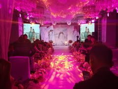 -一家人(南京路店)