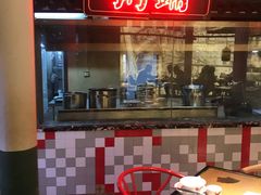 -粤港湾砂锅粥·宵夜(宝龙店)
