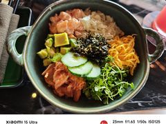 三文鱼沙拉-FLAIR顶层餐厅酒吧(浦东丽思卡尔顿酒店)