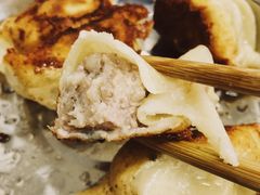 -黄阿姨锅贴大王(万航渡路店)