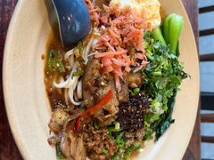 -方铲铲·成都板凳面(滨江银泰店)