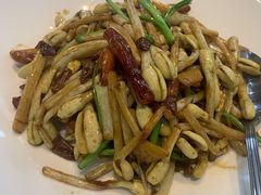 -鹊华居·地道鲁菜·海鲜·融合味(大明湖店)