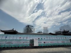 -巴陵广场