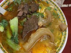 -金杨拉面王小吃面馆·牛三宝面·红烧牛肉粉