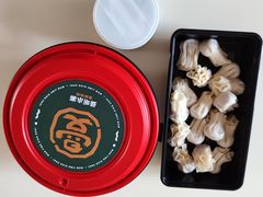 -曼听小寨海鲜烧烤·大连辣炒大王(盖州街店)