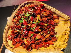 -粉墨特色菜·烧烤音乐酒馆