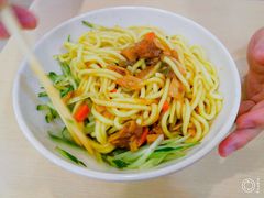 -八仙台服务区-停车场