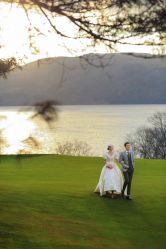 -乐派诗婚纱摄影