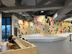-ROCKPLUS攀岩馆(环宇城店)