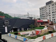 -UNI UNI(环亚凯瑟琳店)