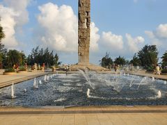 -亚龙湾中心广场