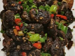 -兔行天下-鸿鹤鲜锅兔(中海国际店)