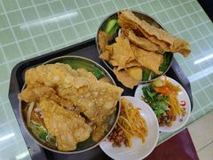 -红鼻子桂林米粉(金唐新光界店)