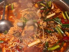 -牟记江湖重庆地标特色菜鱼蛋海鲜无刺鲫鱼(巴南区黑金冠十多年好店)