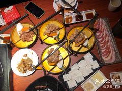 -山之屋炭火烧肉·生啤畅饮(大朗万科中央公园店)