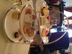 红丝绒下午茶-Salon de Ville浦江汇(上海外滩华尔道夫酒店店)