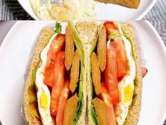 -汗水空间私教健身连锁(SM广场店)