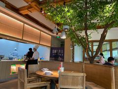 -蜜桃餐厅·伴山(湖滨商业街店)