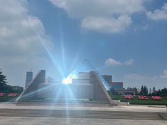 -上海市龙华烈士陵园