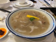 西关水菱角-白天鹅宾馆-宏图府餐厅