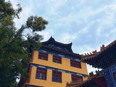-挂甲禅寺