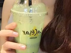 -乐凯撒披萨(东方新世界店)