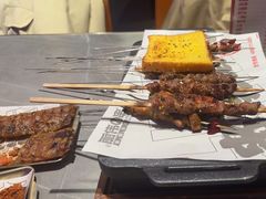 -丽伟的串·烧烤·砂锅(季景天地店)