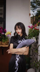 -禾米旗袍妈妈装礼服定制(嘉业国贸店)