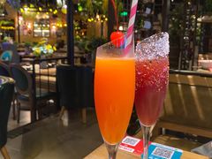 -临界音乐酒馆·小龙虾·江湖菜(华熙LIVE·鱼洞店)