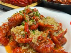 -肥肥虾庄·金牌油焖大虾(首义路店)