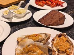 -东方红海鲜百汇(国际大厦店)