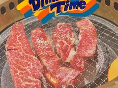 -山川小町·极番烧肉(新地假日广场店)