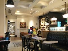 大堂-星巴克臻选(广州沙面店)