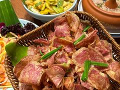 -老滇山寨•云南特色菜•地方菜•民族风情歌舞表演(金碧店)