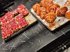 -BUTTERFUL&CREAMOROUS 黄油与面包(三里屯太古里店)