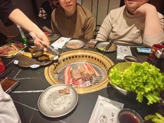 -山川小町·极番烧肉(新地假日广场店)