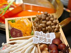 -廖掌柜·重庆鲜货火锅(上海首店)