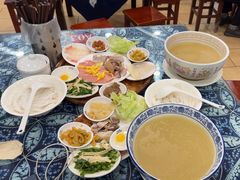-桥香园云南过桥米线(金马碧鸡店)