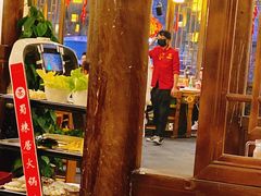 -蜀辣居鲜货老火锅(红牌楼店)
