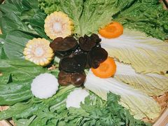 -尚尚仙·酸汤猪手·猪肚鸡火锅(华联万柳购物中心店)