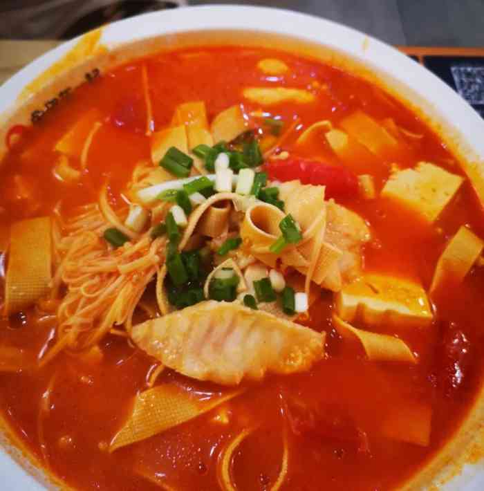 选的这里吃饭,现在小作坊的外卖是绝对不好吃了食品安全问题太严重