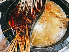 鸳鸯锅-钢管厂歆瑞源油卤串串香(春熙路太古里店)