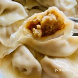 味美温暖的宴客菜猪肉酸菜馅饺子