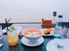 -网红落日悬崖餐厅 The Sky Gallery