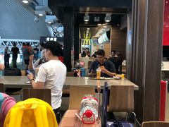 大堂-麦当劳(广州南站店)