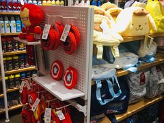 -名创优品(广东省广州琶洲保利广场店)