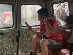 -陈员外正宗夹江烧烤(广福路店)