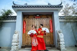 -施华洛婚纱摄影会所(范阳中路店)